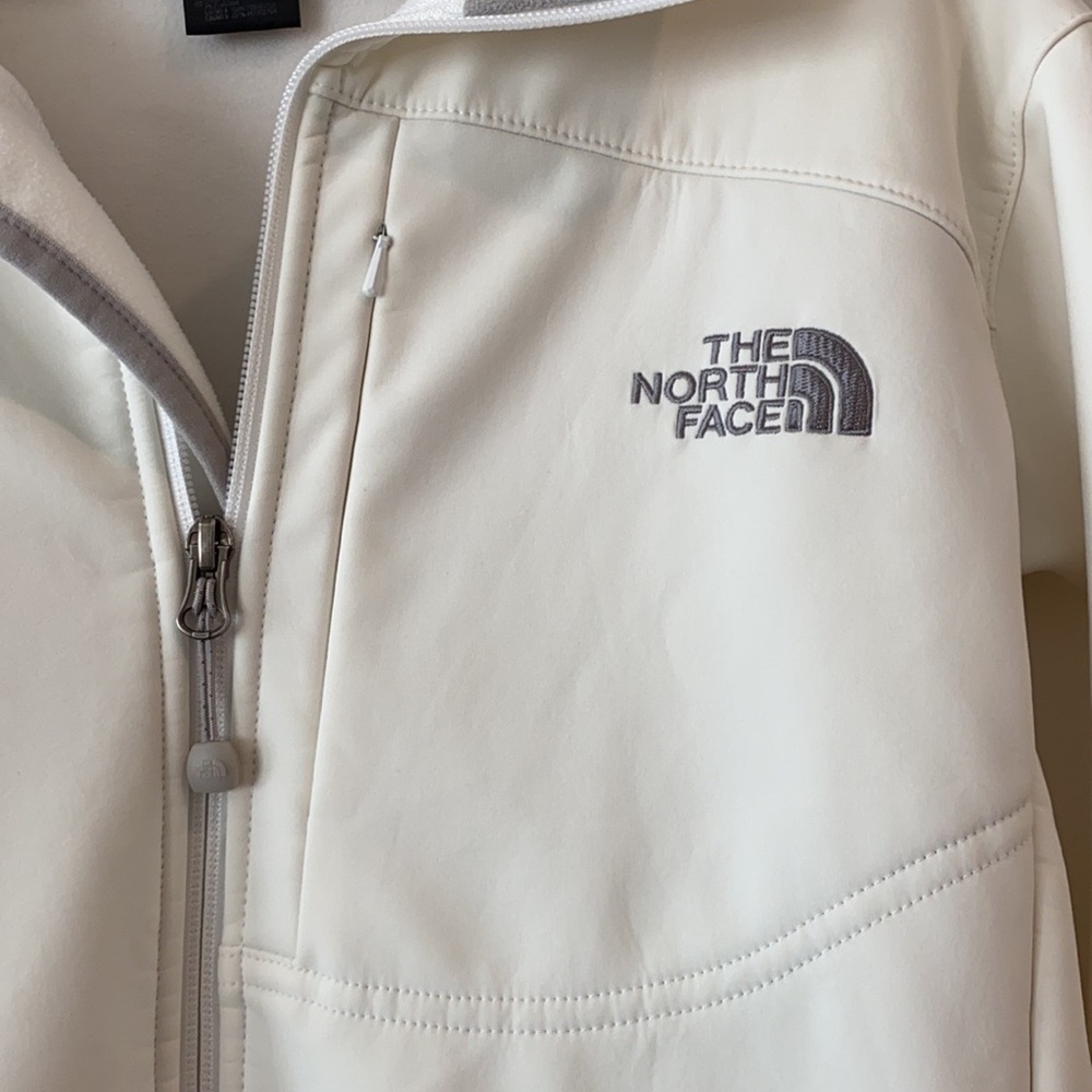 North face jacket - Picture 3 of 5